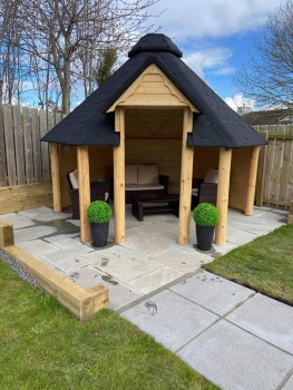 Preview: Offenens Campinghaus